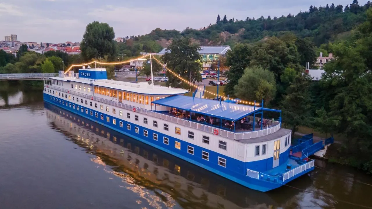 Botel Racek Prague