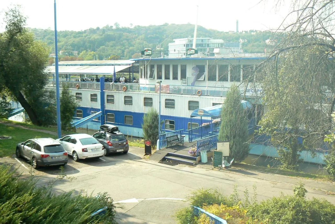 Botel Racek Prague